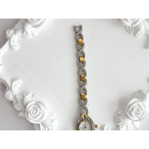 Dual Gold & Silver Toned XOXO Quartz Analog Vintage Wristwatch - 12mm - WORKS! - Picture 2 of 10